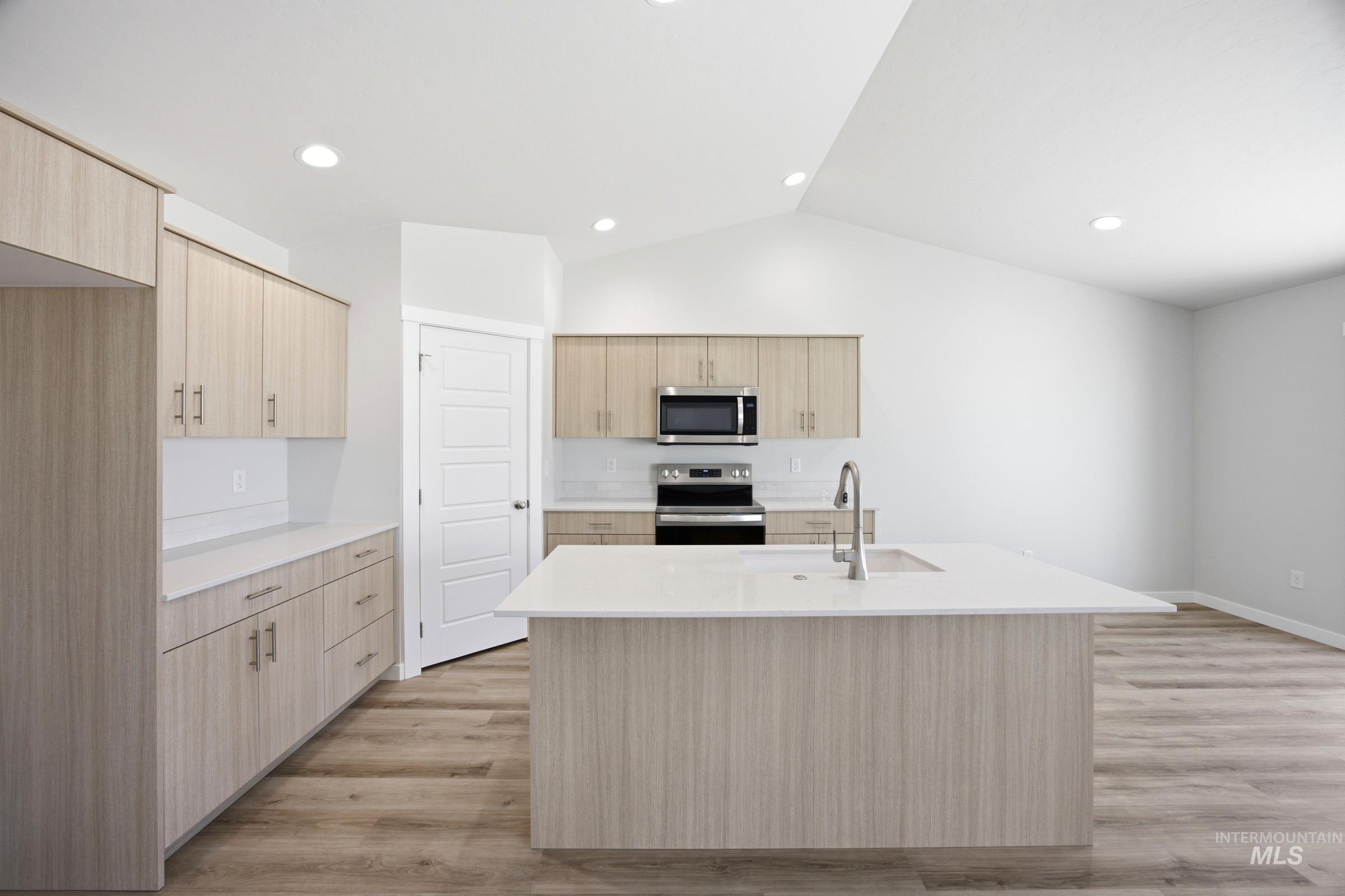 12877 Decatur St, Nampa, Idaho 83686, 4 Bedrooms, 2 Bathrooms, Residential For Sale, Price $439,990,MLS 98993158