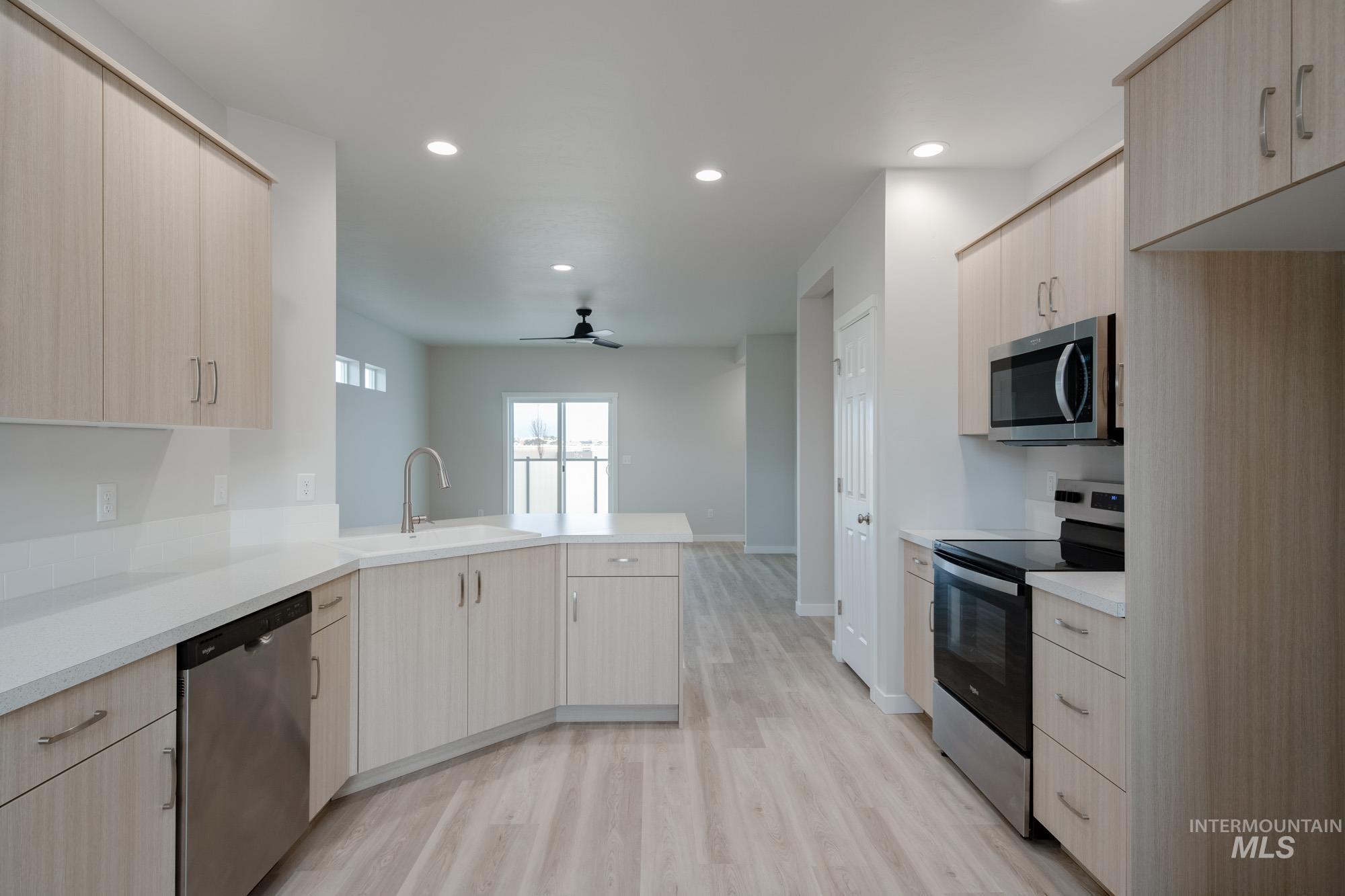 16591 N Shorthorn Lp, Nampa, Idaho 83651, 3 Bedrooms, 2 Bathrooms, Residential For Sale, Price $414,990, 98993160