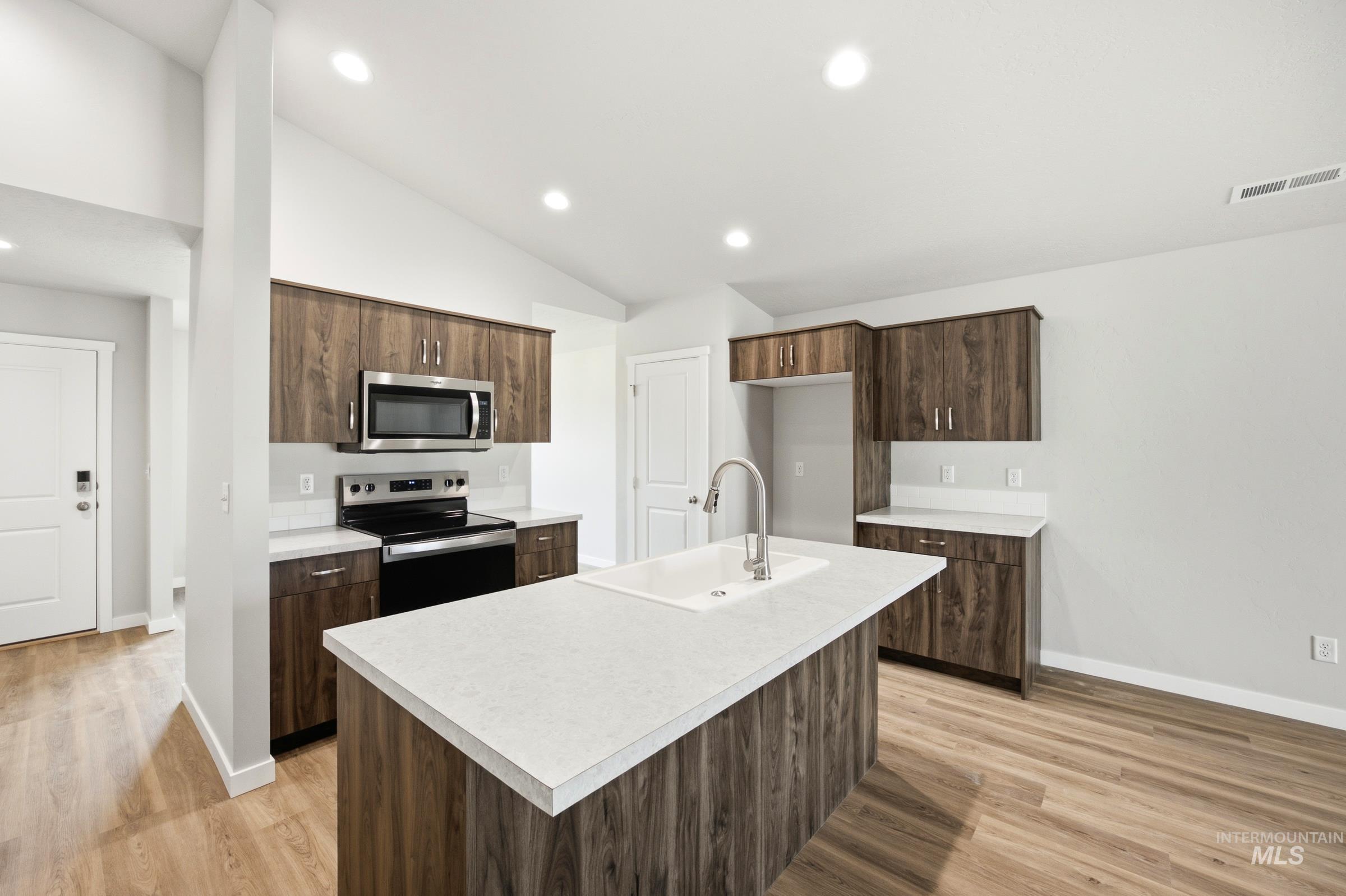 16631 N Shorthorn Lp, Nampa, Idaho 83651, 3 Bedrooms, 2 Bathrooms, Residential For Sale, Price $409,990,MLS 98993161