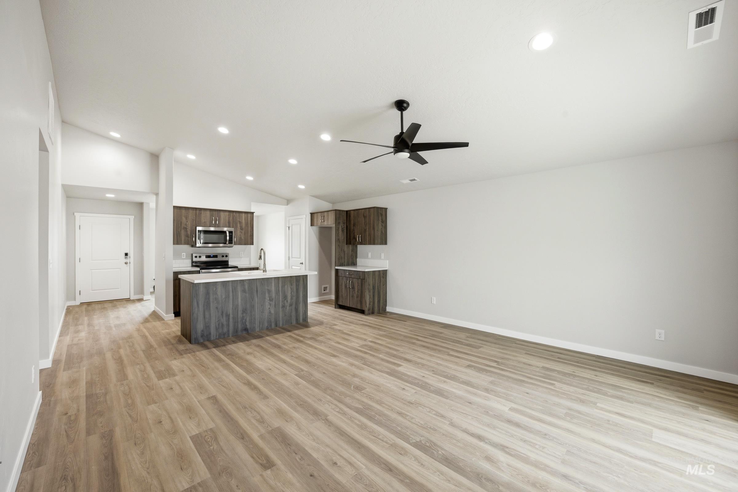 16631 N Shorthorn Lp, Nampa, Idaho 83651, 3 Bedrooms, 2 Bathrooms, Residential For Sale, Price $409,990,MLS 98993161