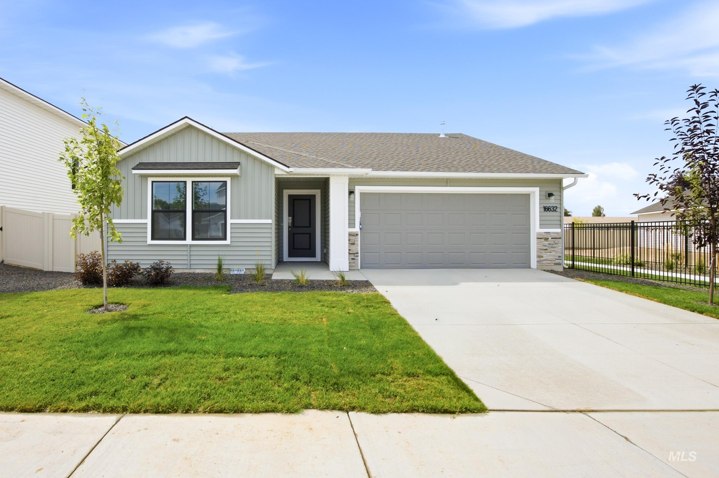 16632 N Shorthorn Lp, Nampa, Idaho 83651, 3 Bedrooms, 2 Bathrooms, Residential For Sale, Price $404,990,MLS 98993165