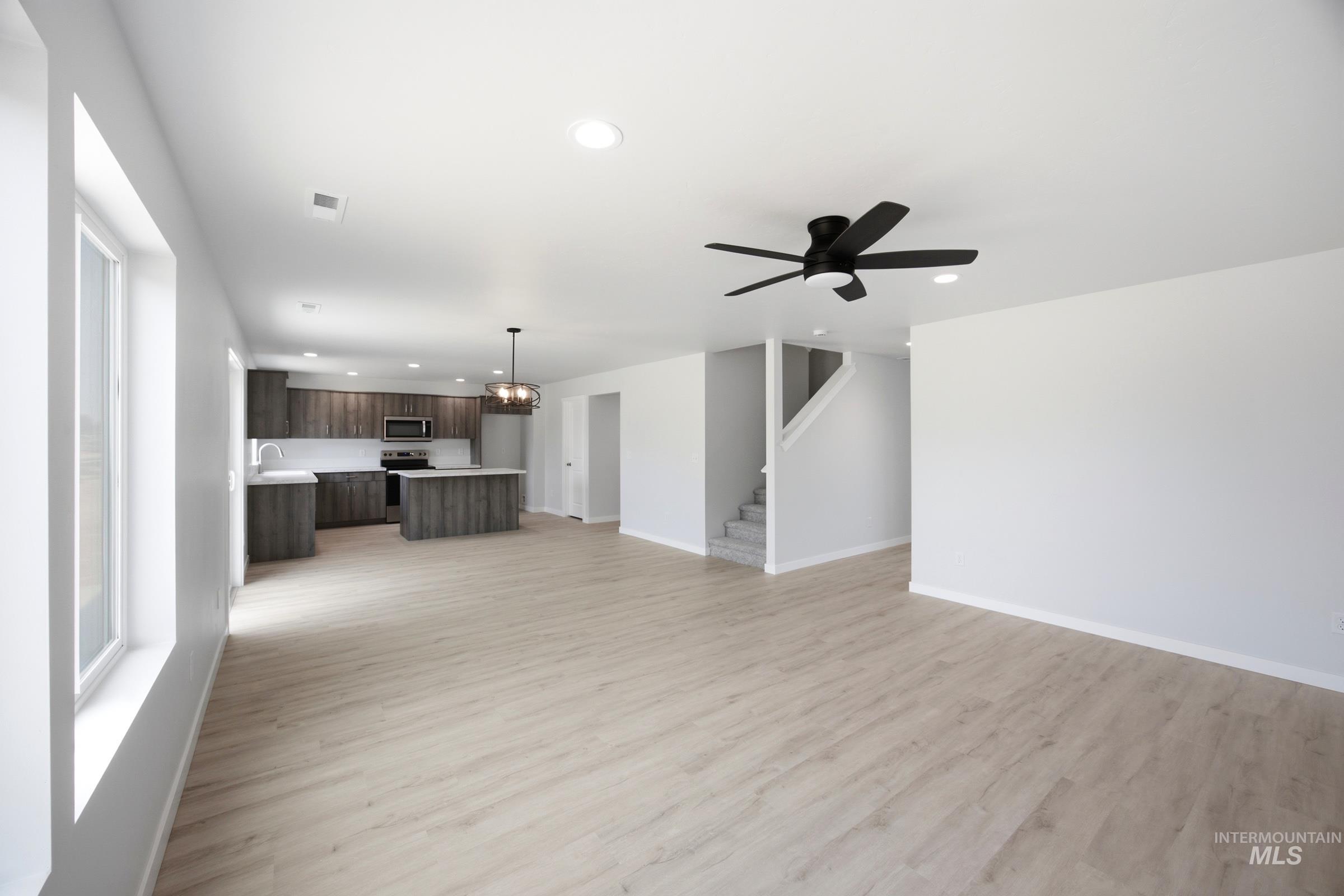 16644 N Shorthorn Lp, Nampa, Idaho 83651, 4 Bedrooms, 2.5 Bathrooms, Residential For Sale, Price $489,990,MLS 98993166