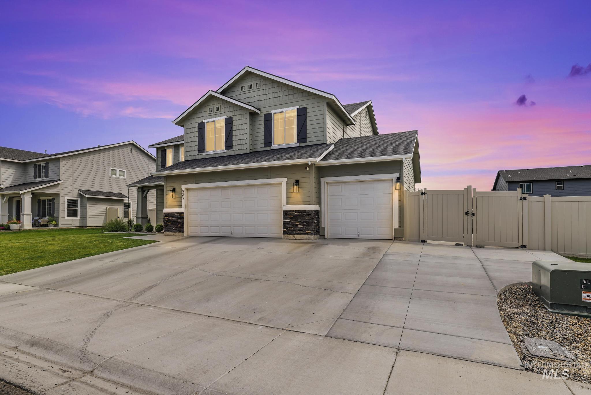 833 White Tail Dr, Twin Falls, Idaho 83301, 4 Bedrooms, 2.5 Bathrooms, Residential For Sale, Price $555,000, 98993169