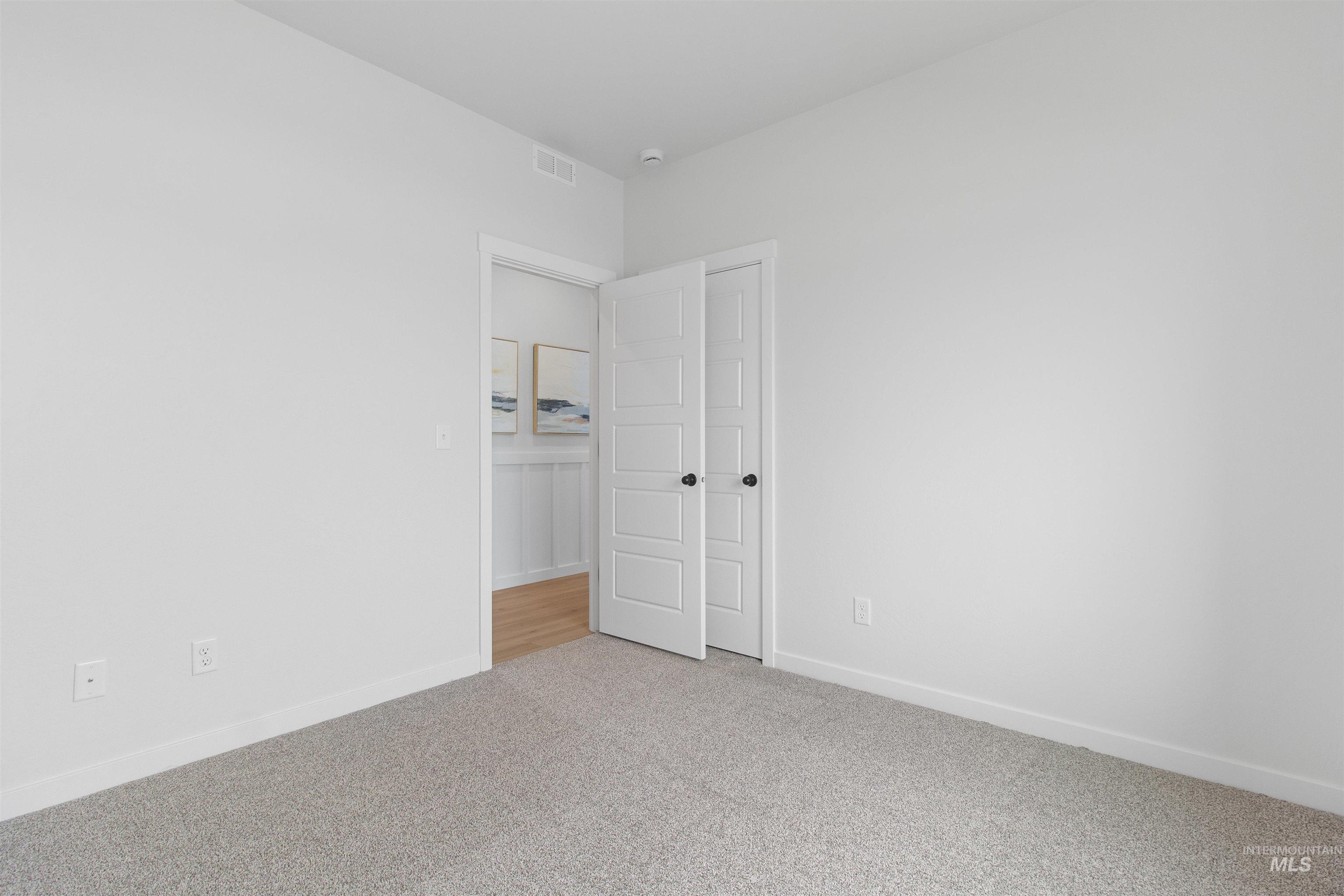 1109 Ira Burton, Twin Falls, Idaho 83301, 3 Bedrooms, 2 Bathrooms, Residential For Sale, Price $437,400,MLS 98993172