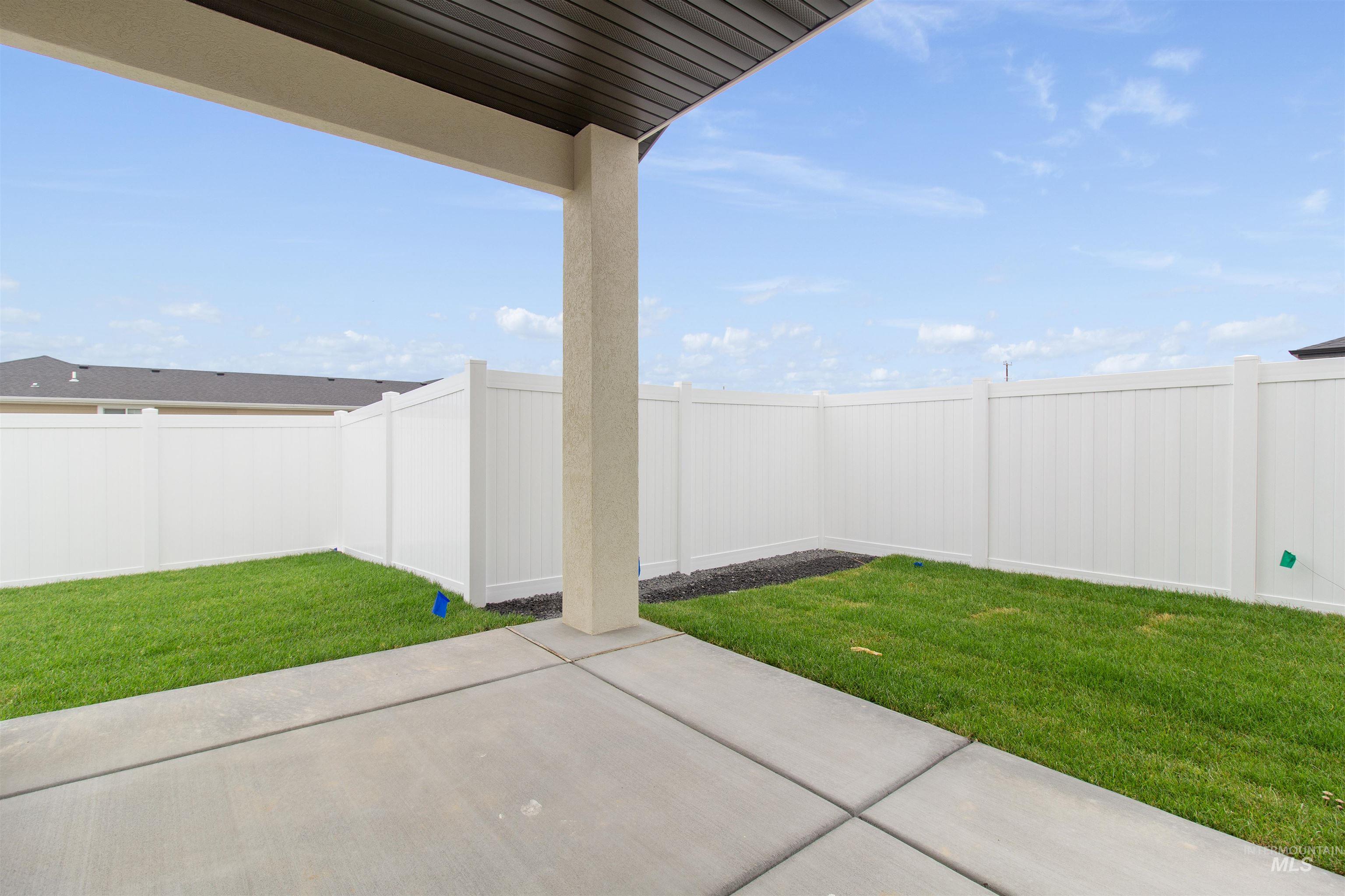 1109 Ira Burton, Twin Falls, Idaho 83301, 3 Bedrooms, 2 Bathrooms, Residential For Sale, Price $439,900, 98993172