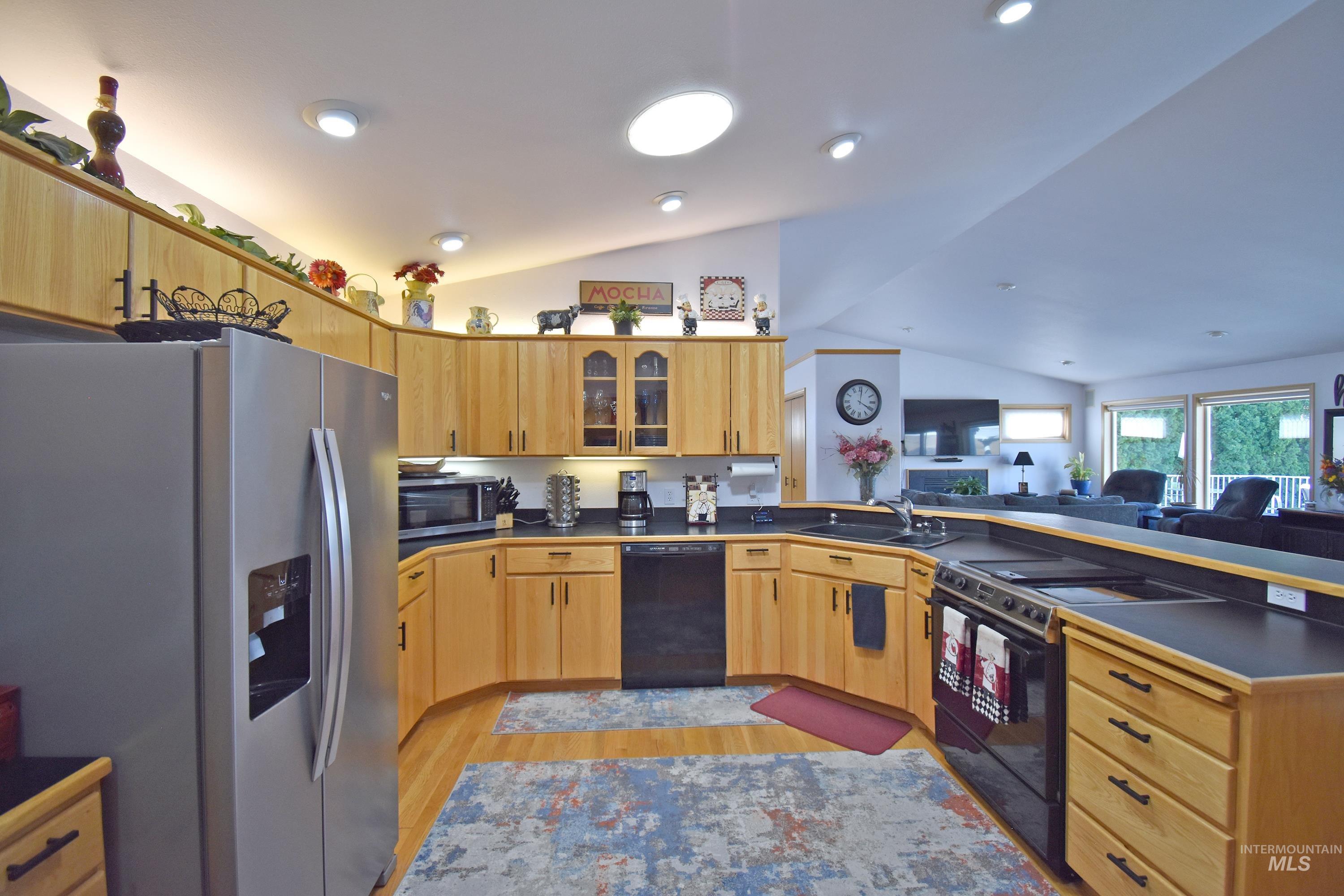 311 Kings Lane, Asotin, Washington 99402, 5 Bedrooms, 4 Bathrooms, Residential For Sale, Price $689,000,MLS 98993179