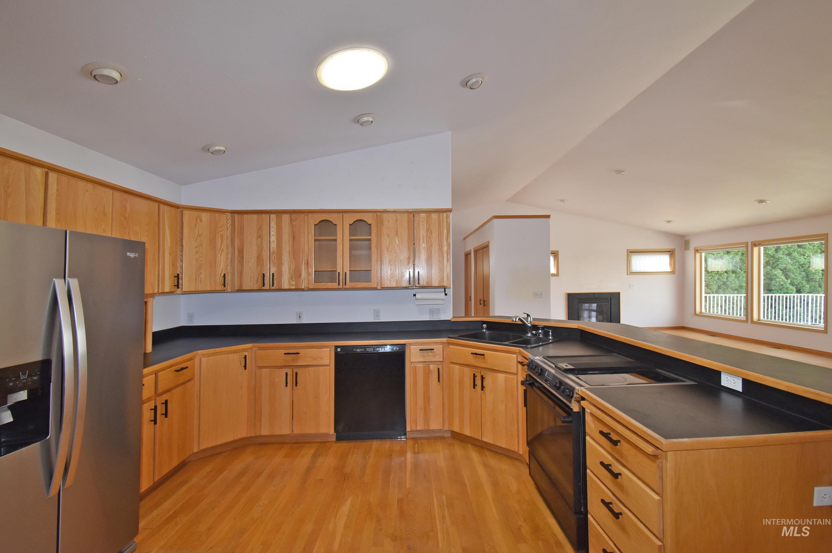 311 Kings Lane, Asotin, Washington 99402, 5 Bedrooms, 4 Bathrooms, Residential For Sale, Price $689,000,MLS 98993179