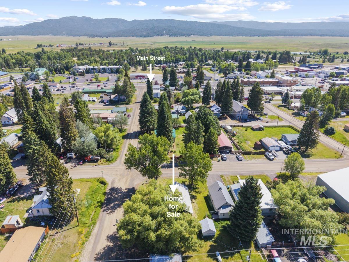 311 N School Street, Cascade, Idaho 83611, 3 Bedrooms, 2 Bathrooms, Residential For Sale, Price $429,000, 98993181