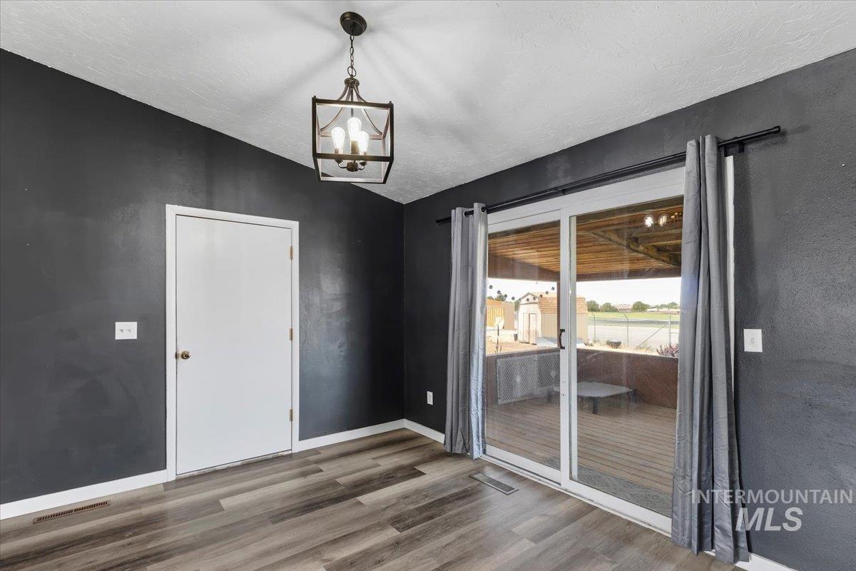 107 Rainbow Cir, Buhl, Idaho 83316-1241, 3 Bedrooms, 2 Bathrooms, Residential For Sale, Price $359,900, 98993182