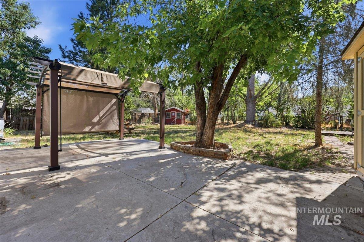 1302 S Roosevelt St., Boise, Idaho 83705, 3 Bedrooms, 2 Bathrooms, Residential For Sale, Price $435,000, 98993184