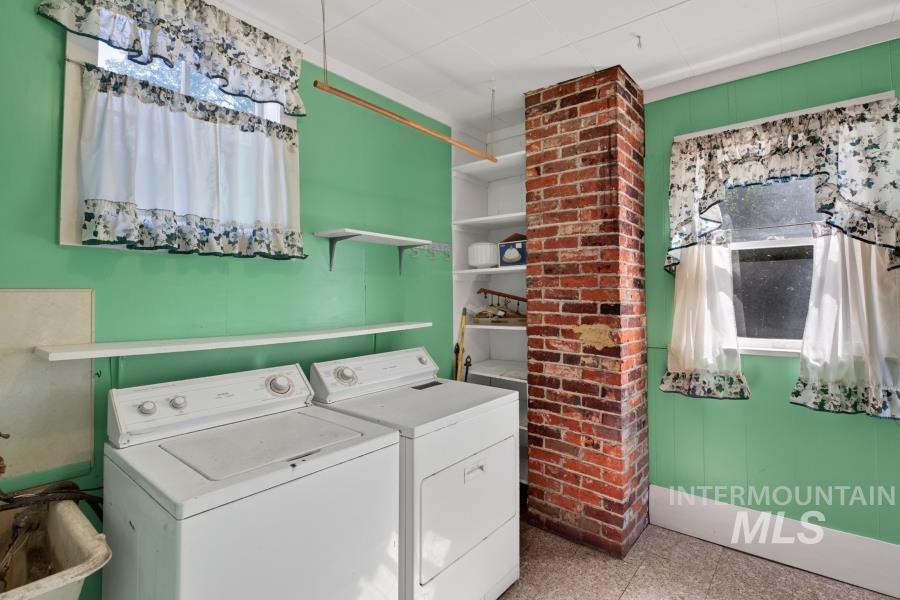 310 S Van Buren, Moscow, Idaho 83843, Residential Income For Sale, Price $365,000, 98993185