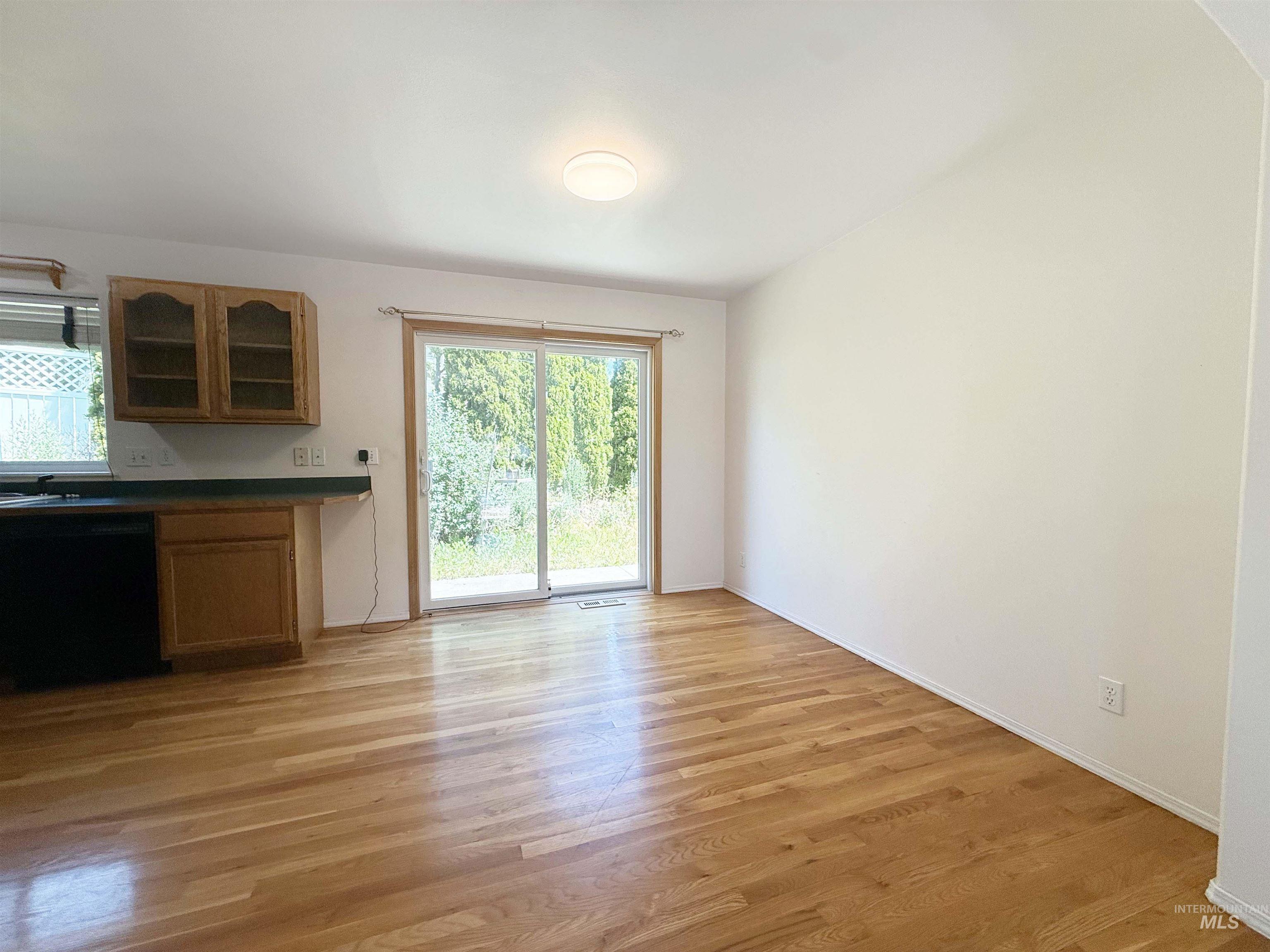 890 Stefany Lane, Moscow, Idaho 83843, 3 Bedrooms, 3 Bathrooms, Residential For Sale, Price $459,000, 98993189