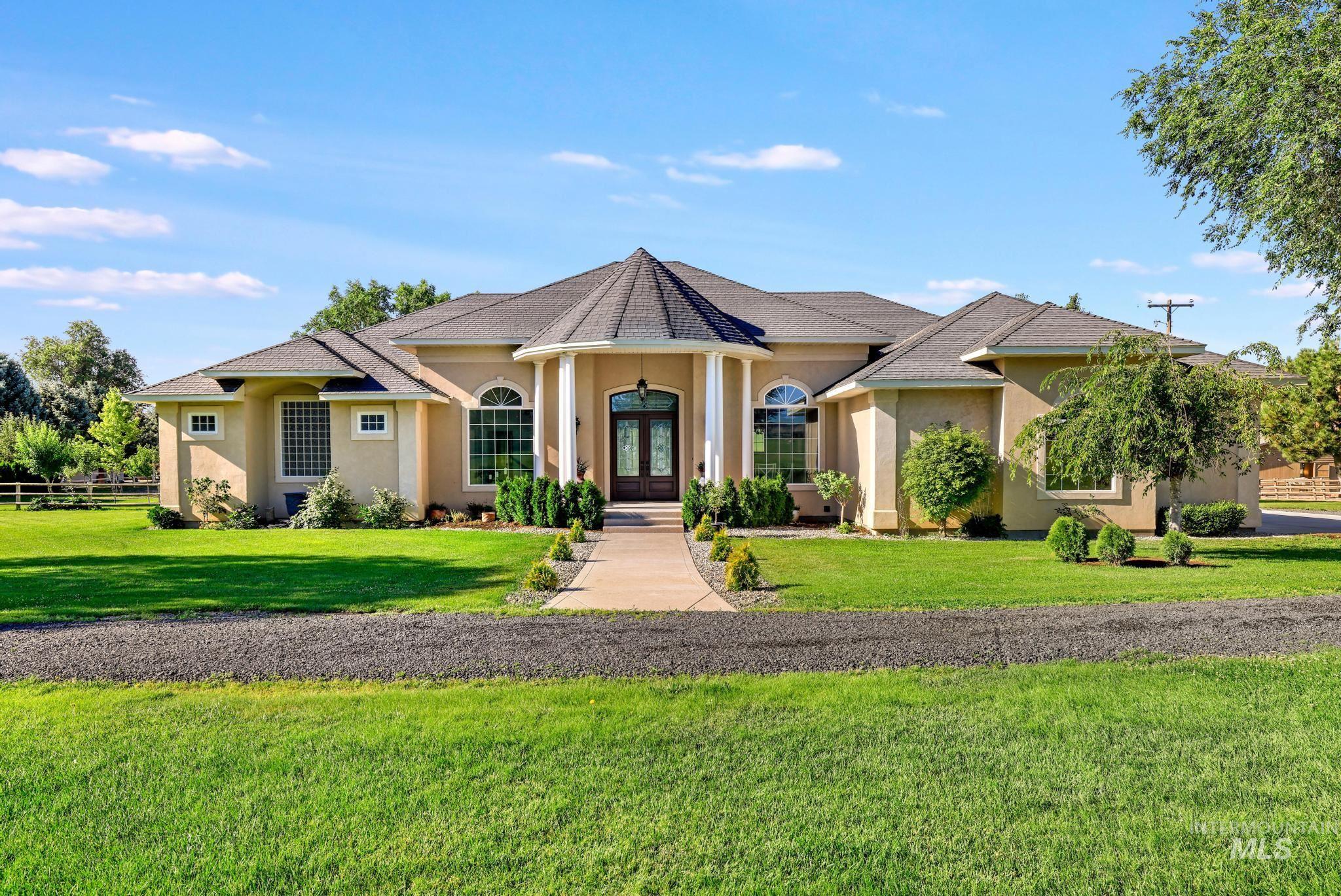 1301 Kanaka Rapids Rd, Buhl, Idaho 83316-5165, 4 Bedrooms, 3.5 Bathrooms, Residential For Sale, Price $1,200,000, 98993190
