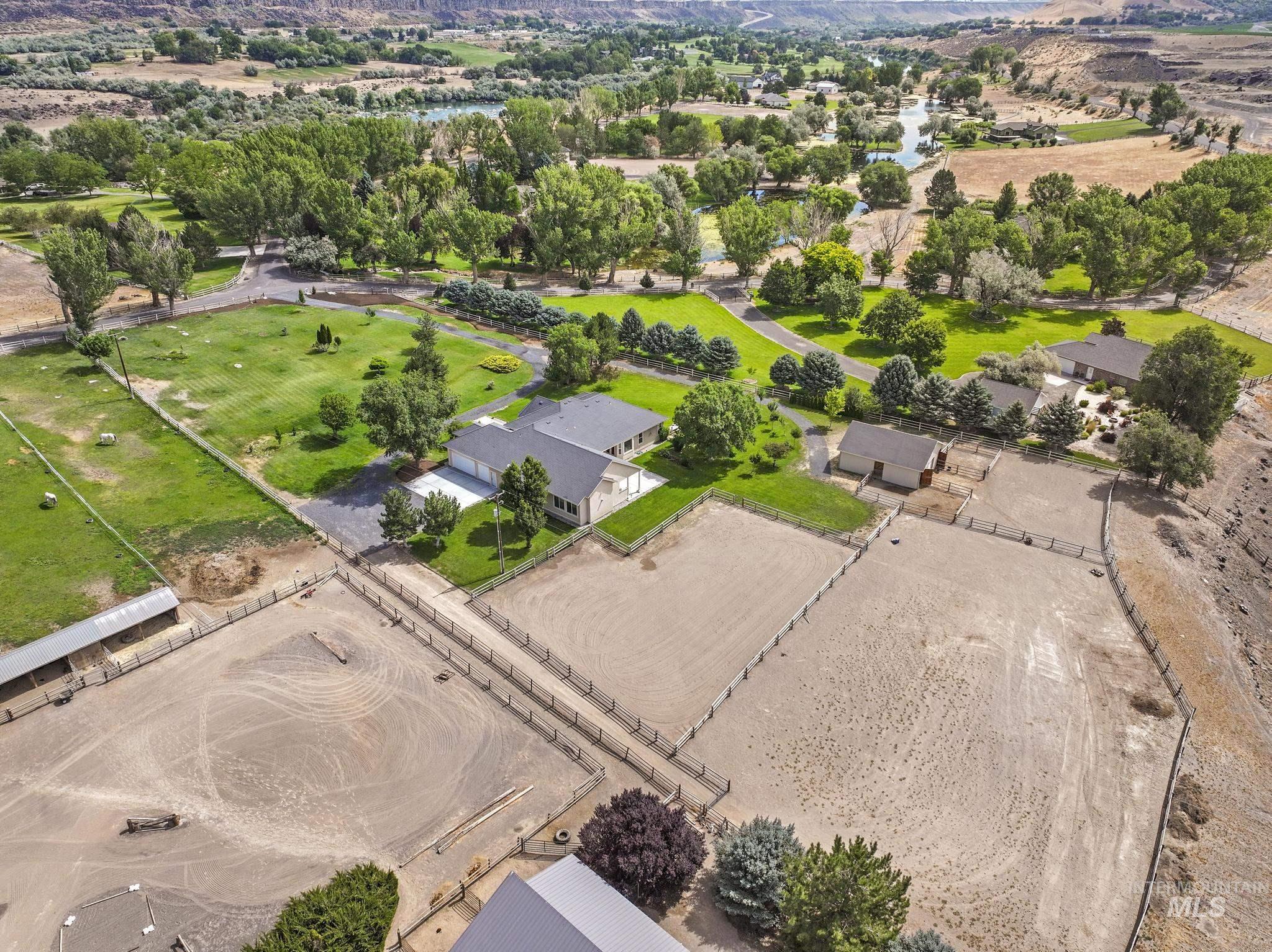 1301 Kanaka Rapids Rd, Buhl, Idaho 83316-5165, 4 Bedrooms, 3.5 Bathrooms, Residential For Sale, Price $1,200,000,MLS 98993190