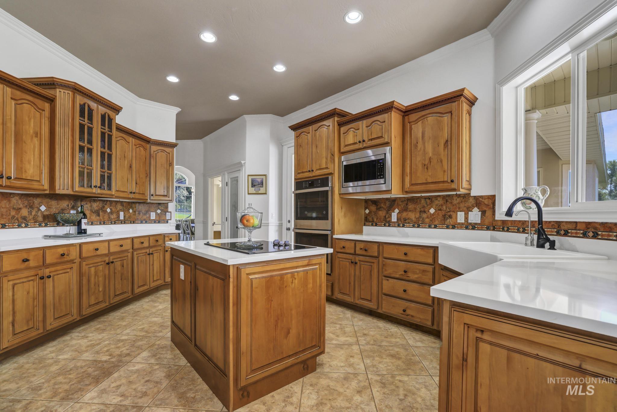 1301 Kanaka Rapids Rd, Buhl, Idaho 83316-5165, 4 Bedrooms, 3.5 Bathrooms, Residential For Sale, Price $1,200,000,MLS 98993190