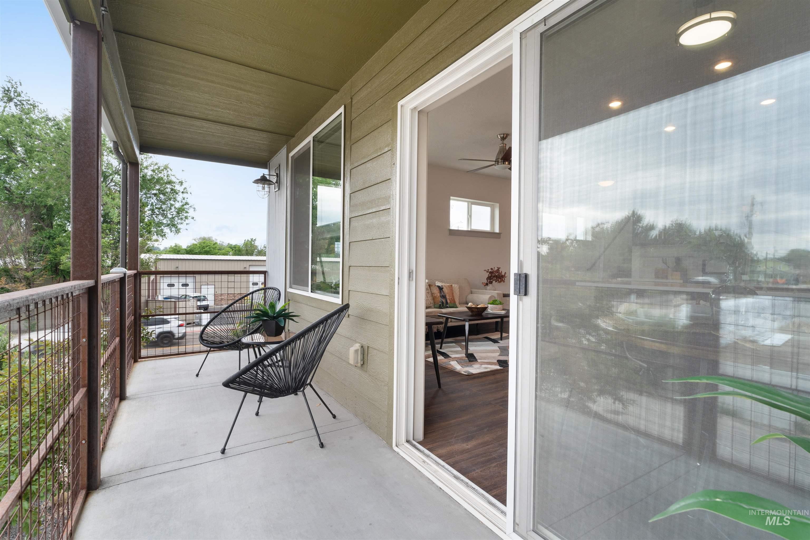 4076 N Adams, Garden City, Idaho 83714, 3 Bedrooms, 2.5 Bathrooms, Residential For Sale, Price $513,800, 98993191