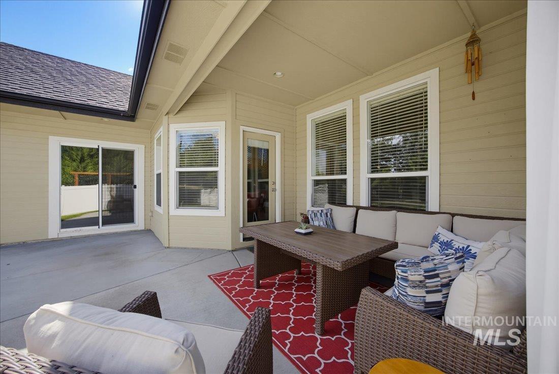 11770 W Alfred Ct, Boise, Idaho 83713, 4 Bedrooms, 2.5 Bathrooms, Residential For Sale, Price $575,000, 98993192