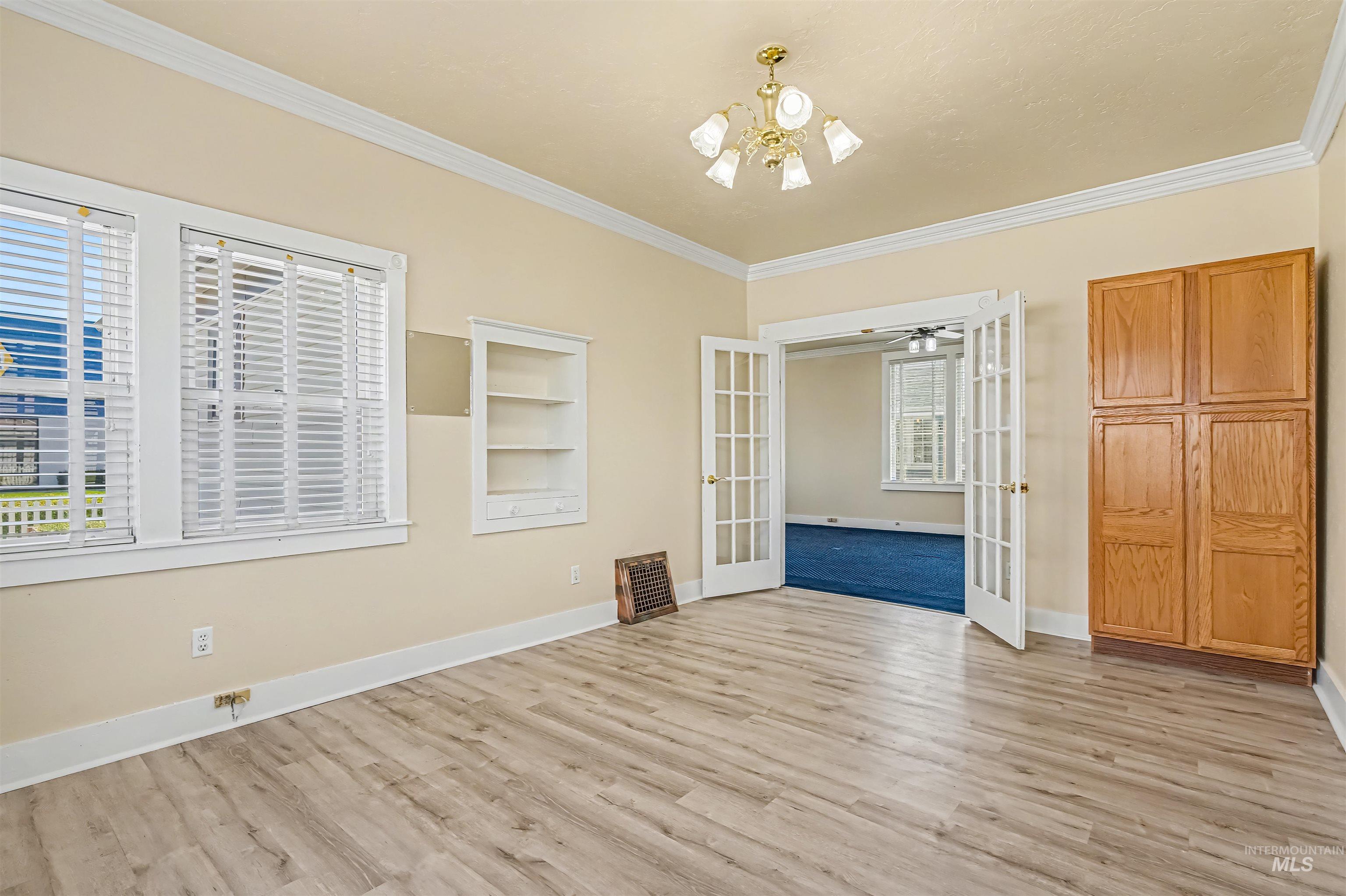 315 S 7th Ave, Nampa, Idaho 83651, 7 Rooms, Business/Commercial For Sale, Price $499,000, 98993197