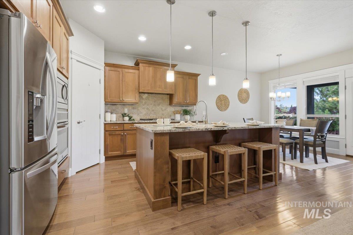 3381 Island Fox, Eagle, Idaho 83616, 3 Bedrooms, 2 Bathrooms, Residential For Sale, Price $560,000, 98993199