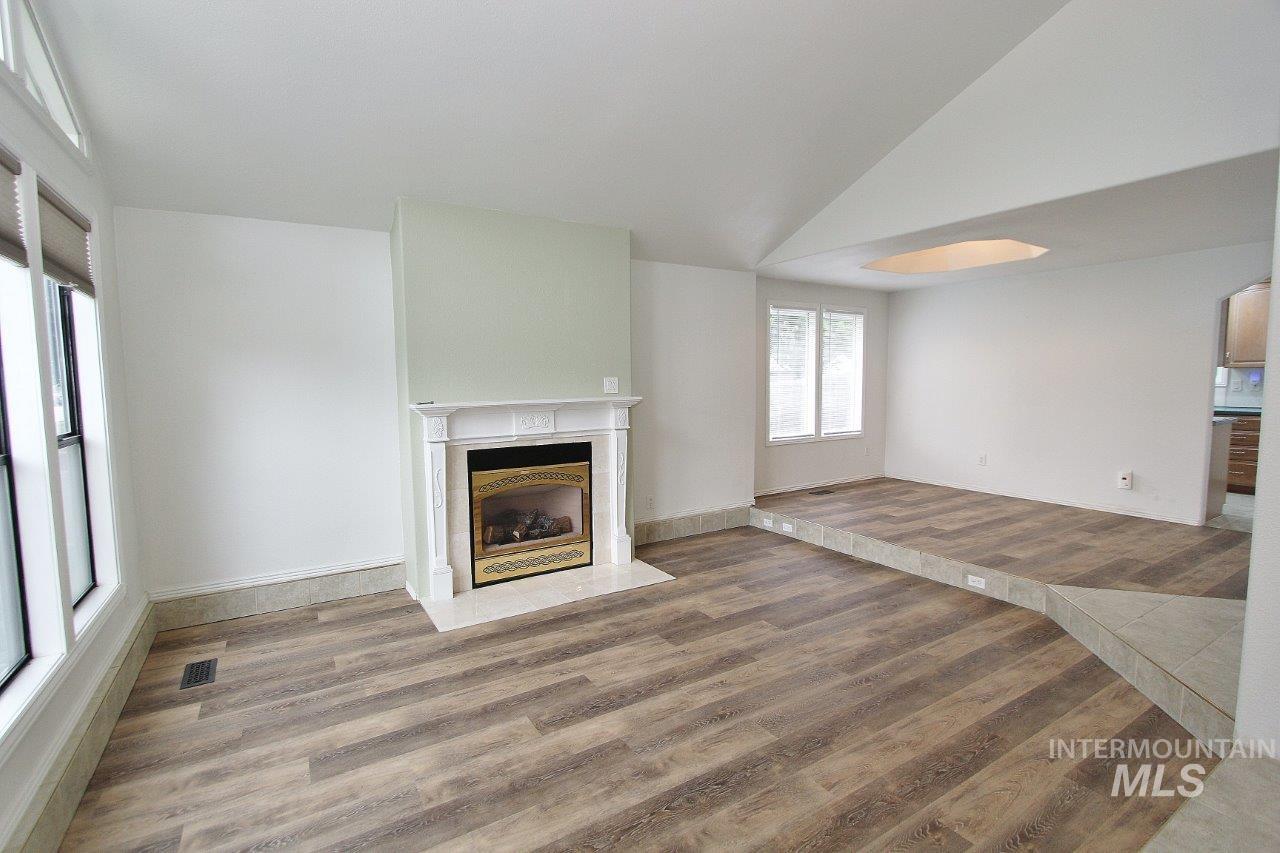 163 E Gettysburg St, Boise, Idaho 83706, 3 Bedrooms, 2 Bathrooms, Residential For Sale, Price $499,000,MLS 98993200