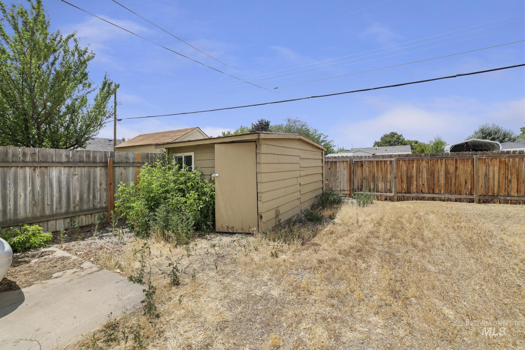 327 Monroe St, Twin Falls, Idaho 83301, 3 Bedrooms, 1 Bathroom, Residential For Sale, Price $269,000,MLS 98993201