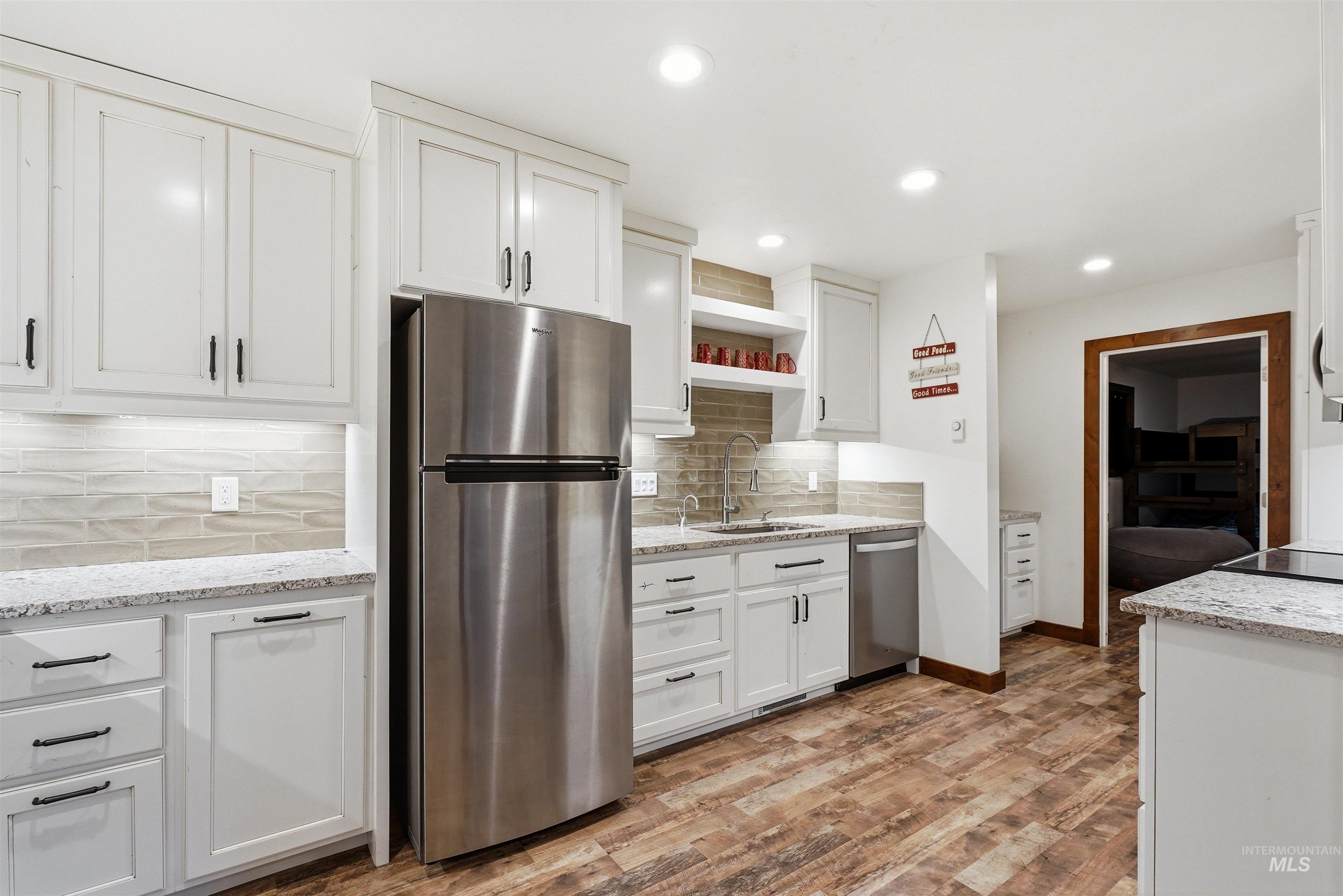 1 Happy Hollow Dr., Garden Valley, Idaho 83622, 5 Bedrooms, 3 Bathrooms, Residential For Sale, Price $650,000, 98993202