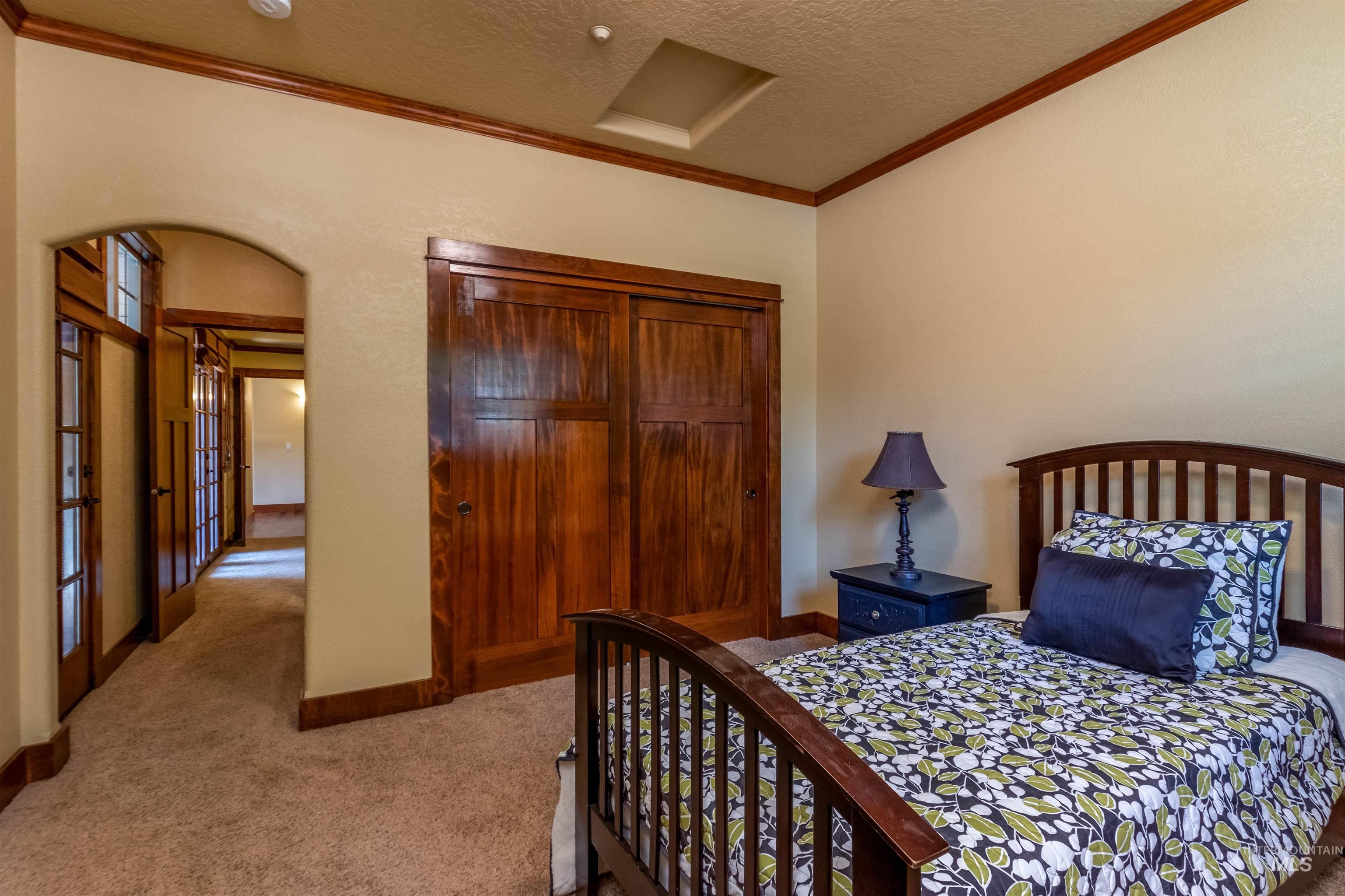 5901 N Duxbury Pier Ln, Garden City, Idaho 83714, 2 Bedrooms, 2.5 Bathrooms, Residential For Sale, Price $689,000, 98993204