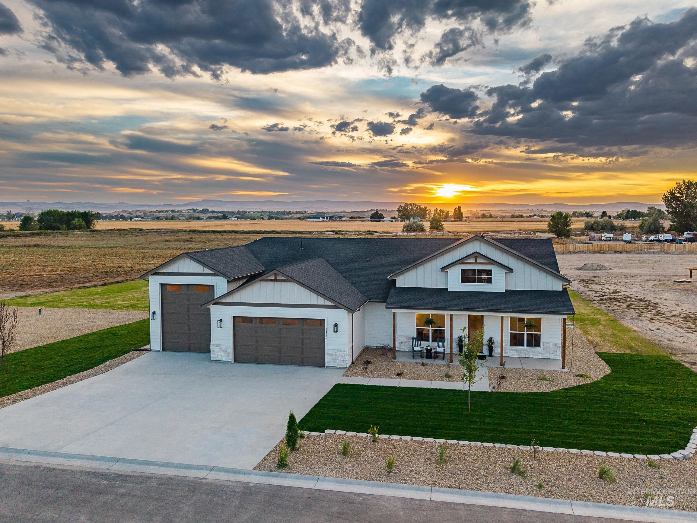 18355 Bow Ln, Wilder, Idaho 83676, 3 Bedrooms, 2 Bathrooms, Residential For Sale, Price $900,000,MLS 98993206