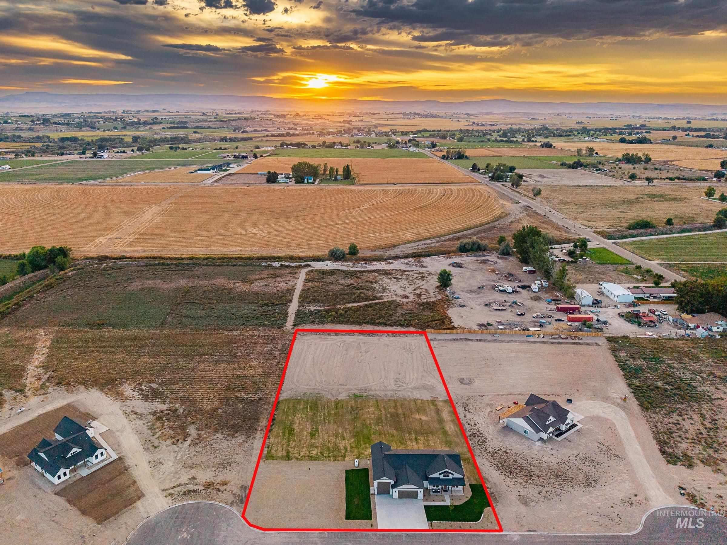 18355 Bow Ln, Wilder, Idaho 83676, 3 Bedrooms, 2 Bathrooms, Residential For Sale, Price $900,000,MLS 98993206