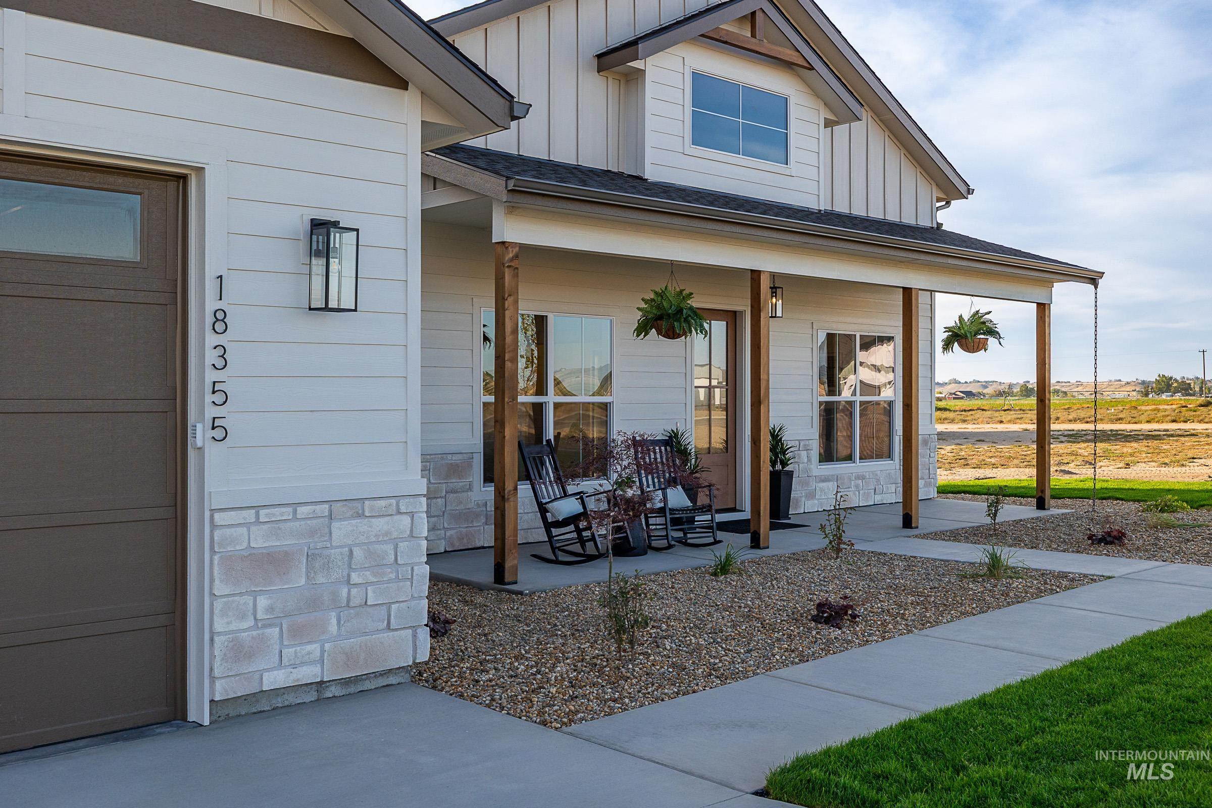 18355 Bow Ln, Wilder, Idaho 83676, 3 Bedrooms, 2 Bathrooms, Residential For Sale, Price $900,000,MLS 98993206