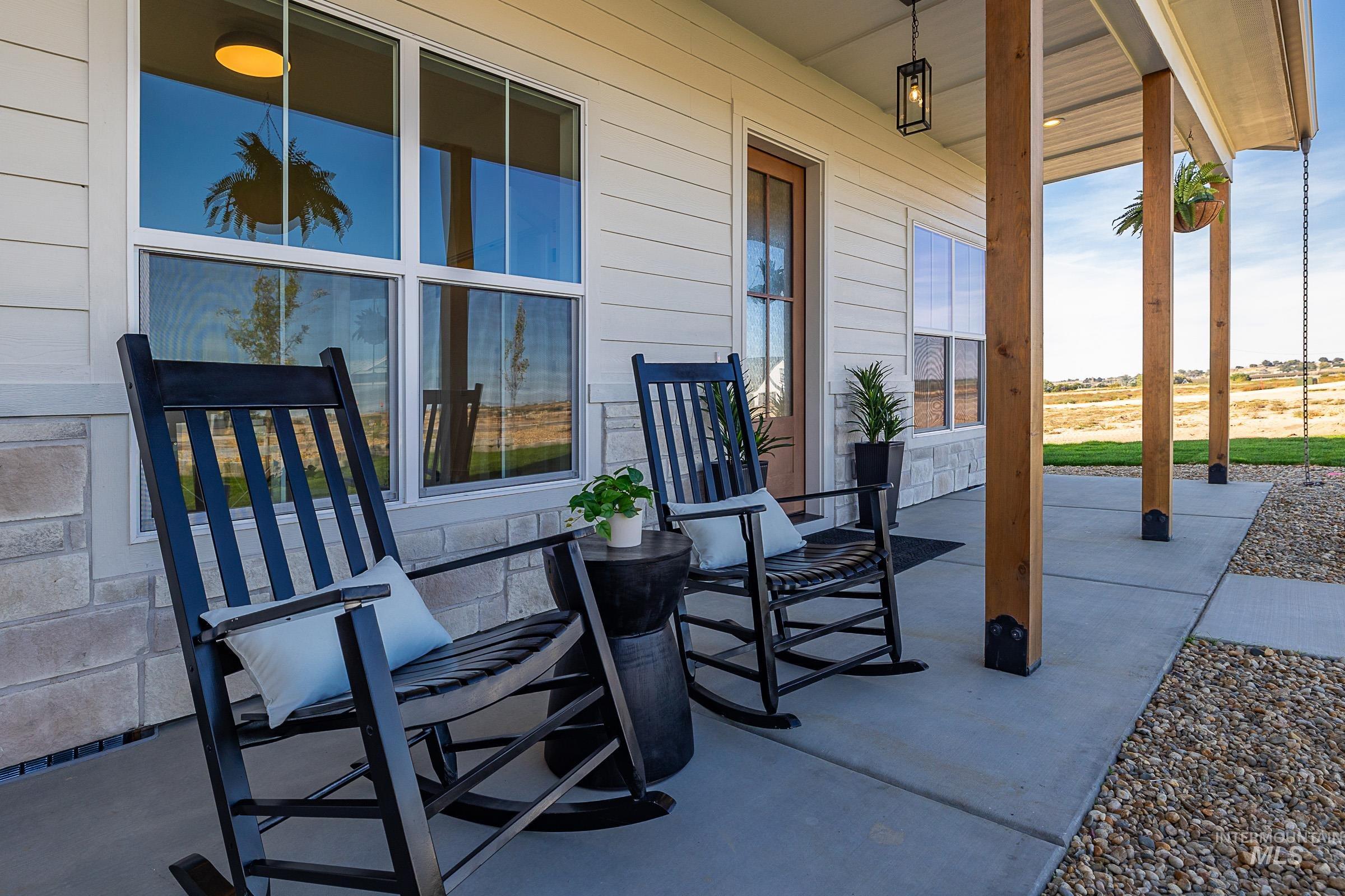 18355 Bow Ln, Wilder, Idaho 83676, 3 Bedrooms, 2 Bathrooms, Residential For Sale, Price $900,000,MLS 98993206
