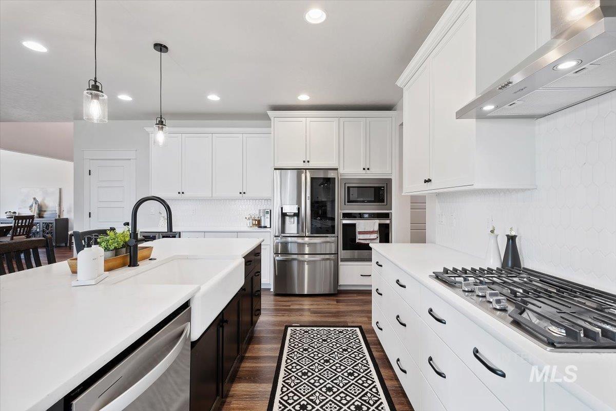 17684 N Pass City Place, Nampa, Idaho 83687, 4 Bedrooms, 2.5 Bathrooms, Residential For Sale, Price $670,000,MLS 98993210