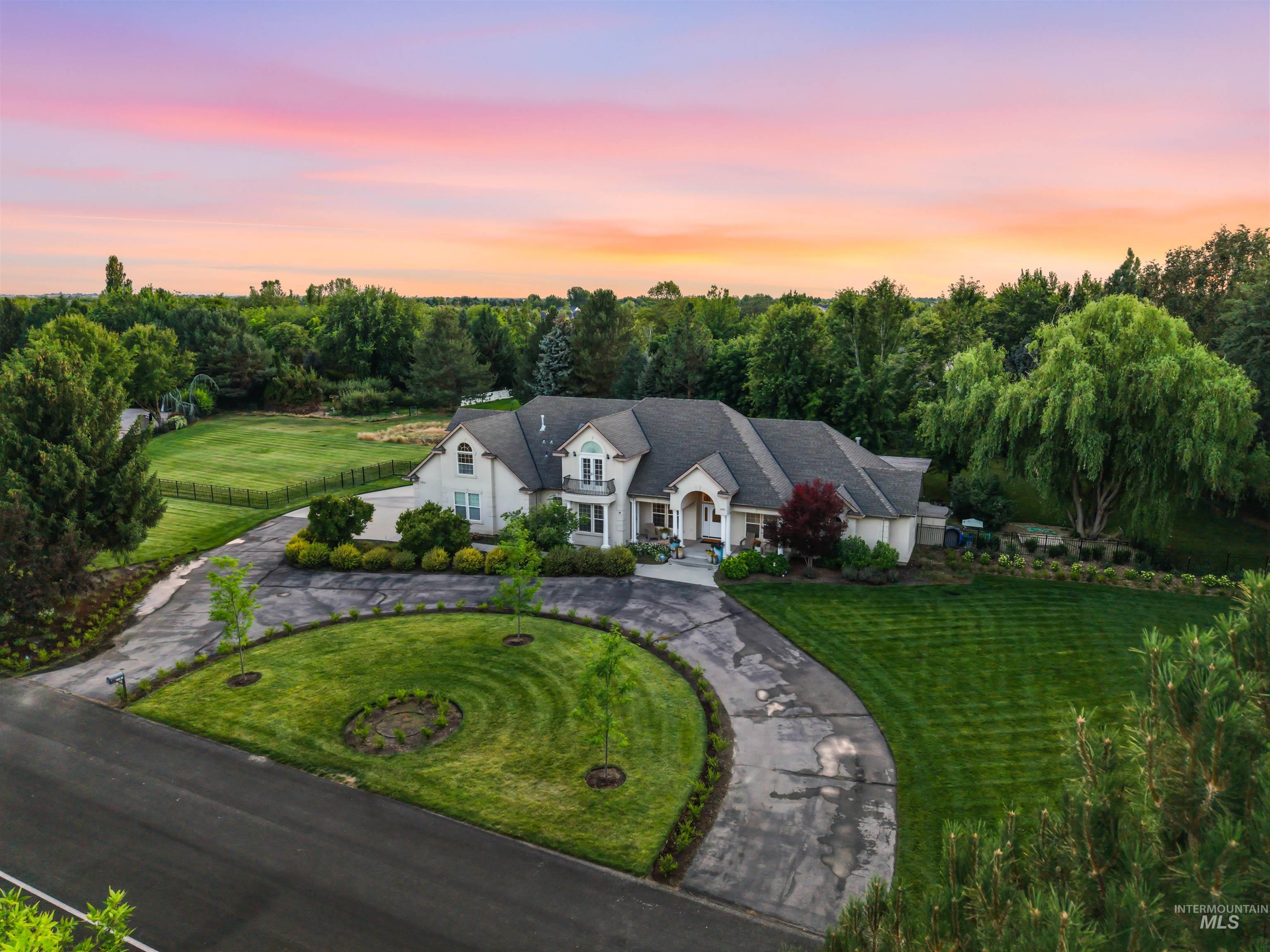 2981 S Sugar Plum Ave, Eagle, Idaho 83616, 5 Bedrooms, 3.5 Bathrooms, Residential For Sale, Price $1,699,000, 98993218