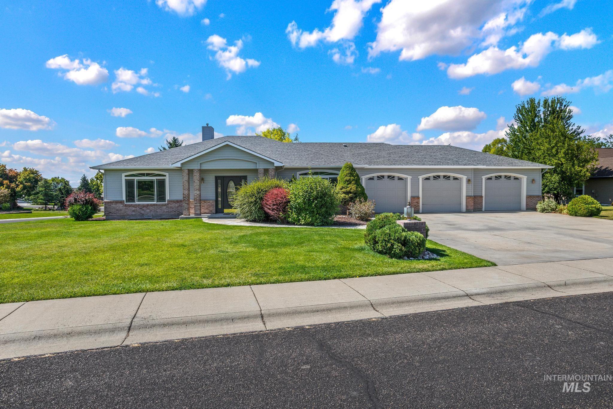15181 Drury Lane, Caldwell, Idaho 83605, 3 Bedrooms, 2.5 Bathrooms, Residential For Sale, Price $600,000, 98993220