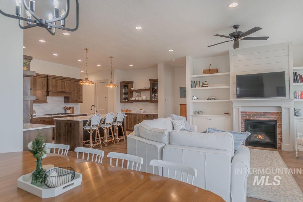 5166 W Talbot Street, Meridian, Idaho 83646, 3 Bedrooms, 2.5 Bathrooms, Residential For Sale, Price $599,000, 98993221