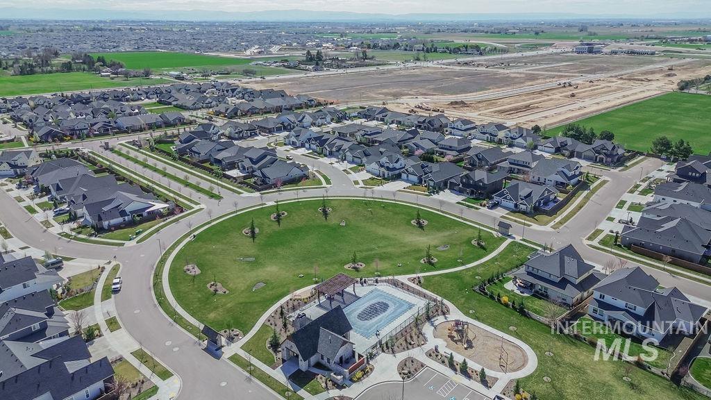 5166 W Talbot Street, Meridian, Idaho 83646, 3 Bedrooms, 2.5 Bathrooms, Residential For Sale, Price $599,000, 98993221