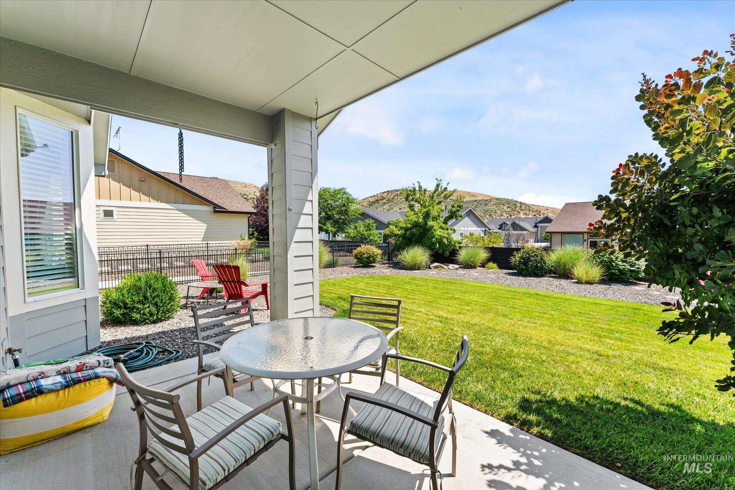 5727 W Ardossan St, Boise, Idaho 83714, 3 Bedrooms, 2 Bathrooms, Residential For Sale, Price $524,900, 98993224