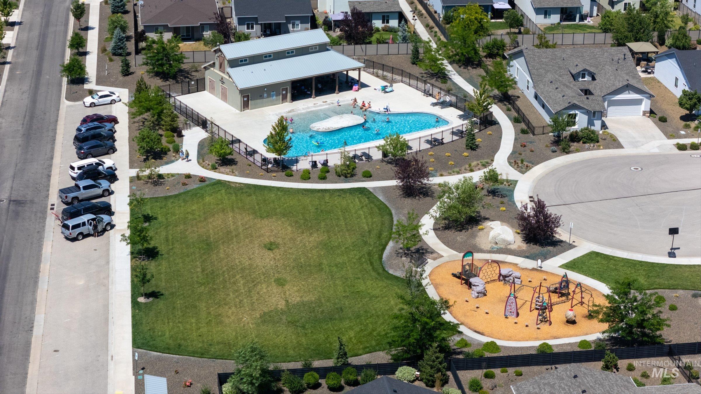 5727 W Ardossan St, Boise, Idaho 83714, 3 Bedrooms, 2 Bathrooms, Residential For Sale, Price $524,900, 98993224