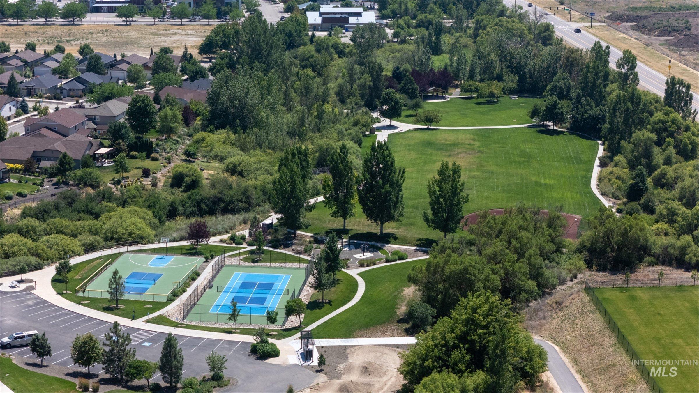 5727 W Ardossan St, Boise, Idaho 83714, 3 Bedrooms, 2 Bathrooms, Residential For Sale, Price $524,900, 98993224