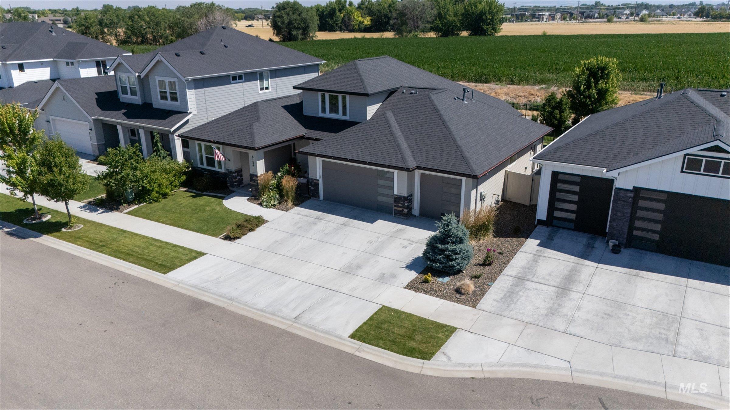 5154 S Alston Place, Meridian, Idaho 83642, 3 Bedrooms, 3 Bathrooms, Residential For Sale, Price $874,900, 98993226