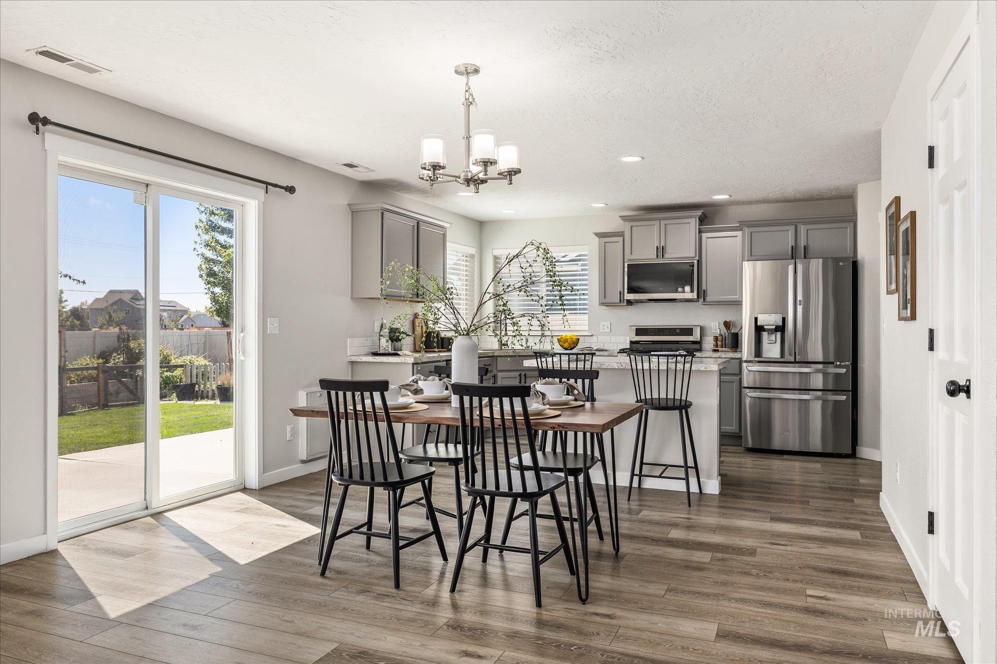 1217 Drexel Hill Avenue, Caldwell, Idaho 83605, 4 Bedrooms, 2.5 Bathrooms, Residential For Sale, Price $450,000, 98993227