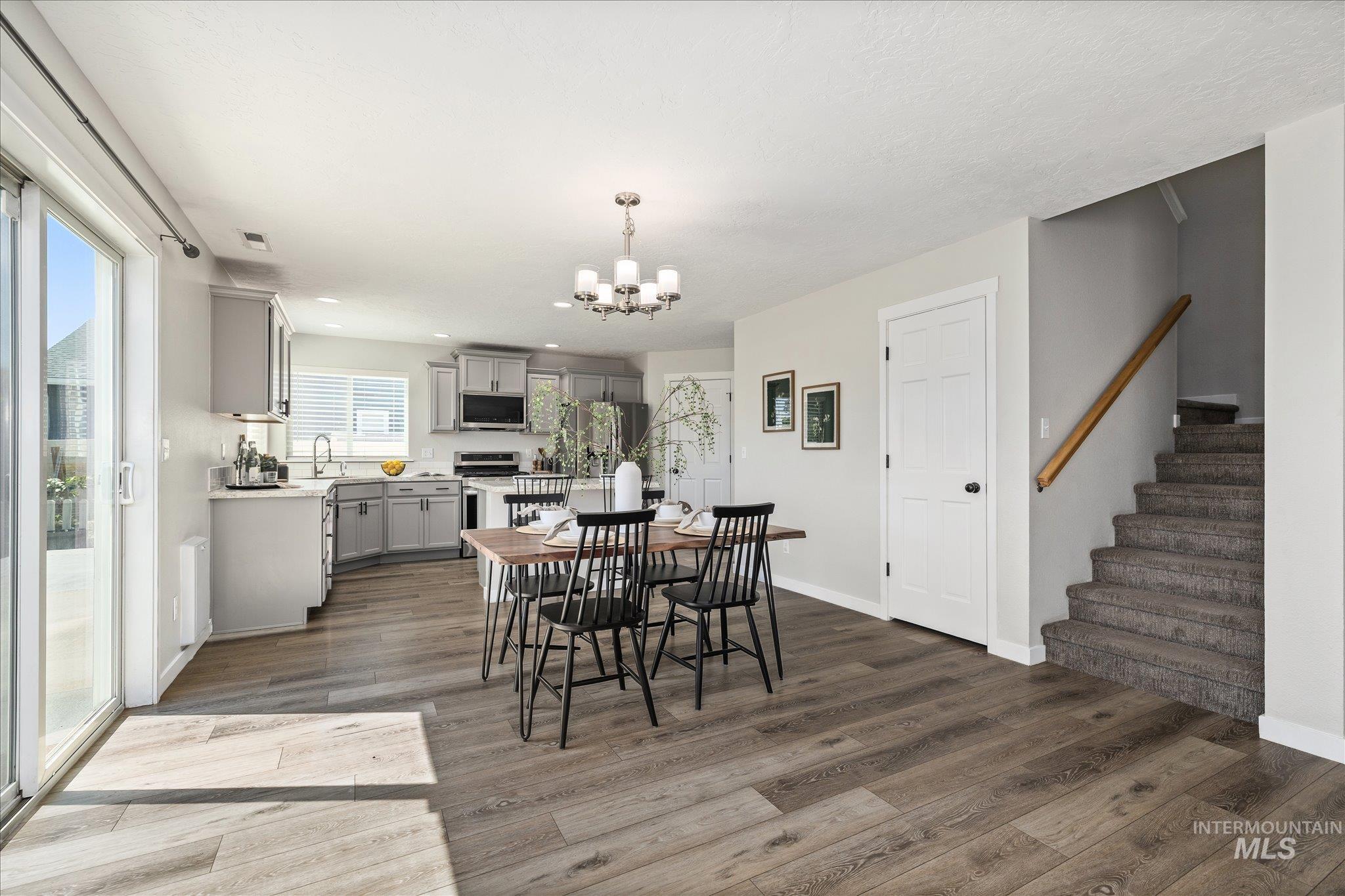 1217 Drexel Hill Avenue, Caldwell, Idaho 83605, 4 Bedrooms, 2.5 Bathrooms, Residential For Sale, Price $450,000, 98993227