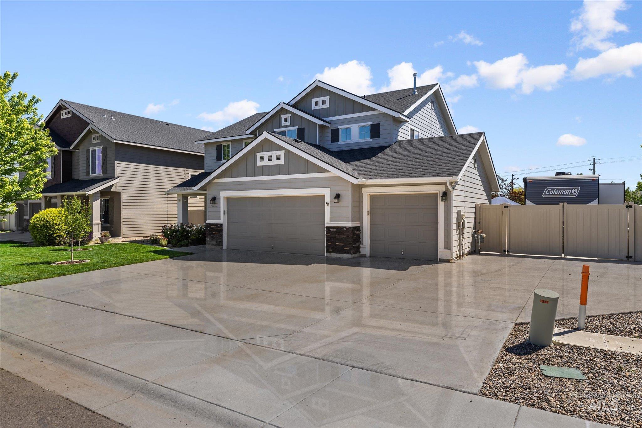 1217 Drexel Hill Avenue, Caldwell, Idaho 83605, 4 Bedrooms, 2.5 Bathrooms, Residential For Sale, Price $450,000, 98993227