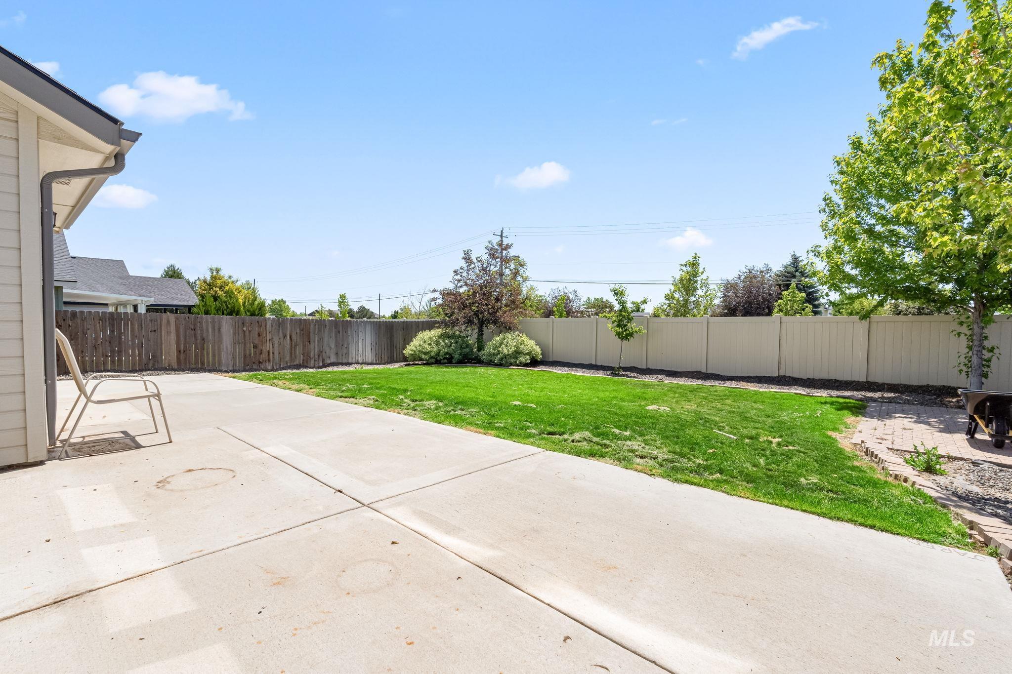 1807 W Lava Ave., Nampa, Idaho 83651, 4 Bedrooms, 3 Bathrooms, Residential For Sale, Price $470,000, 98993228