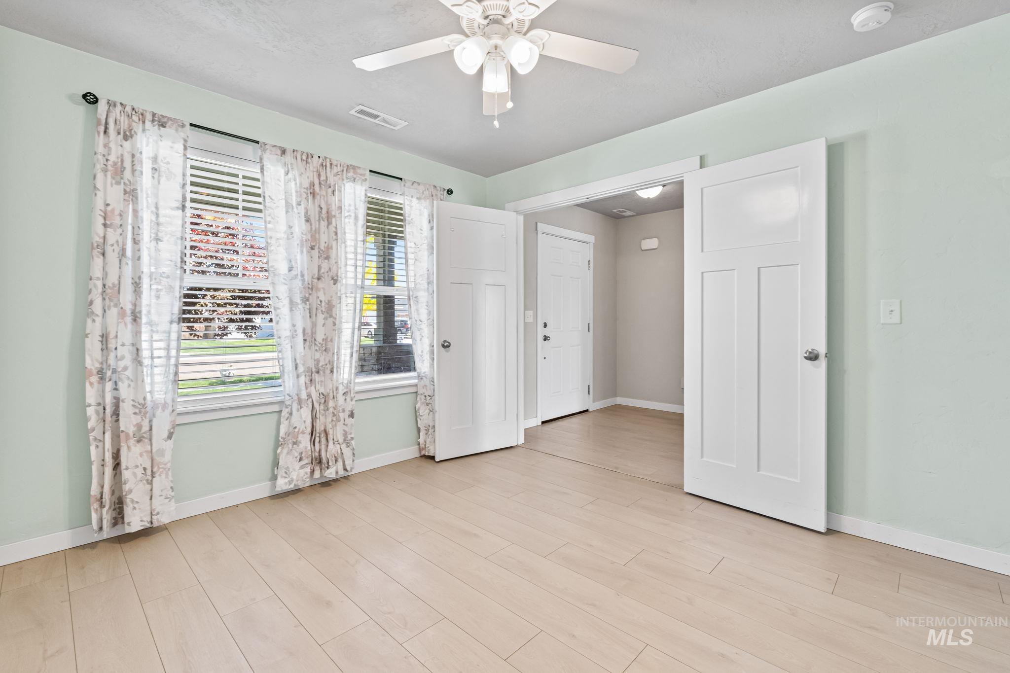 1807 W Lava Ave., Nampa, Idaho 83651, 4 Bedrooms, 3 Bathrooms, Residential For Sale, Price $470,000, 98993228