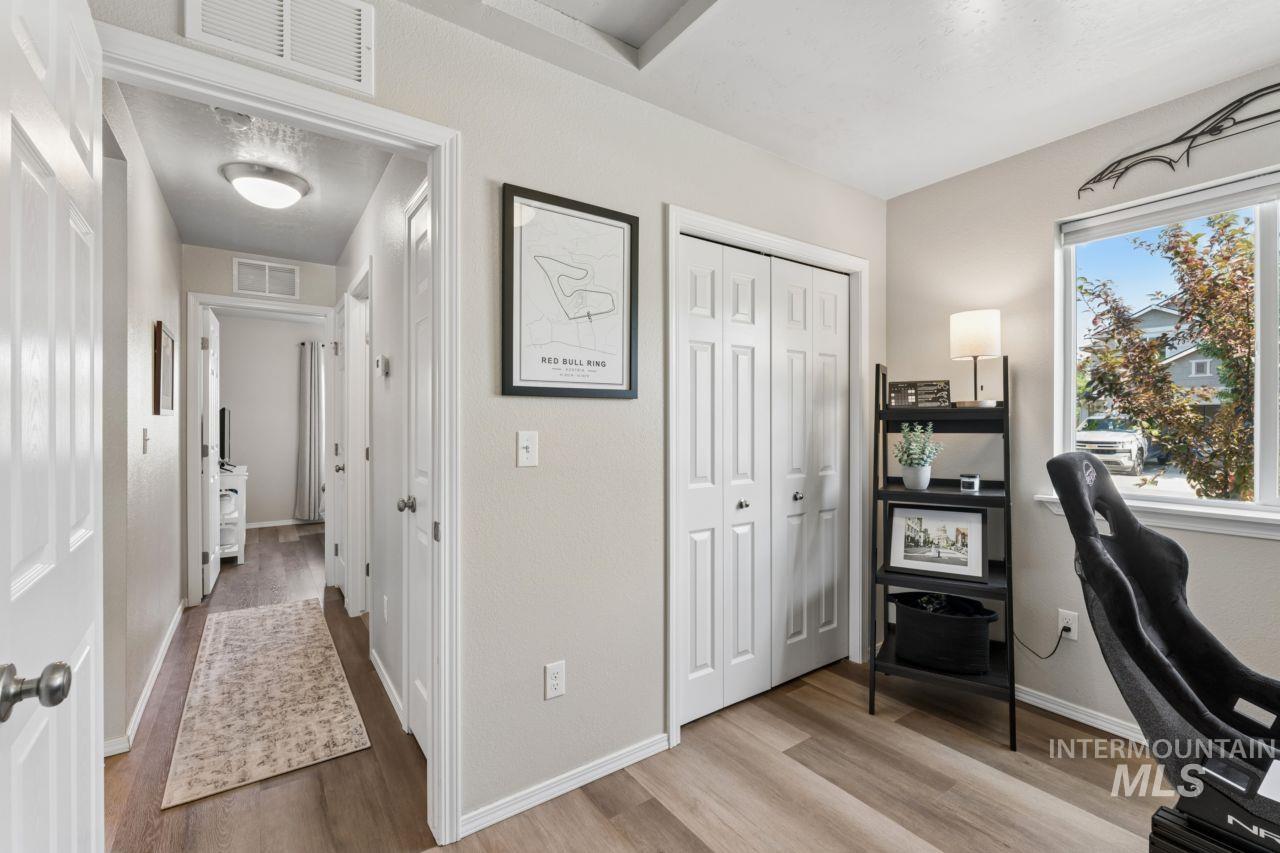 6719 S Cheshire Ave., Boise, Idaho 83709, 4 Bedrooms, 2 Bathrooms, Residential For Sale, Price $435,000, 98993230