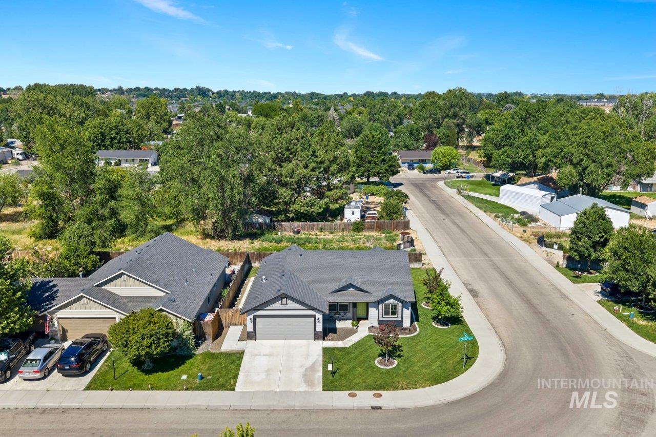 6719 S Cheshire Ave., Boise, Idaho 83709, 4 Bedrooms, 2 Bathrooms, Residential For Sale, Price $435,000, 98993230