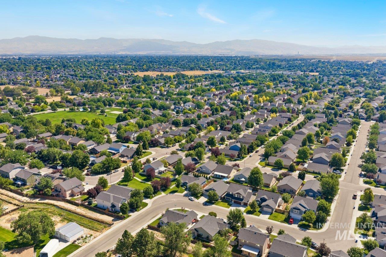 6719 S Cheshire Ave., Boise, Idaho 83709, 4 Bedrooms, 2 Bathrooms, Residential For Sale, Price $435,000, 98993230