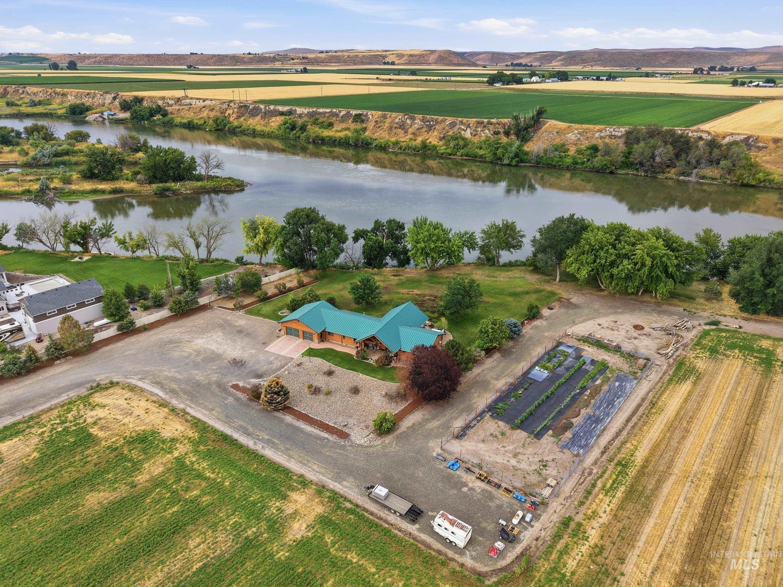 339 Airport Rd, Weiser, Idaho 83672, 3 Bedrooms, 2 Bathrooms, Residential For Sale, Price $1,050,000, 98993234