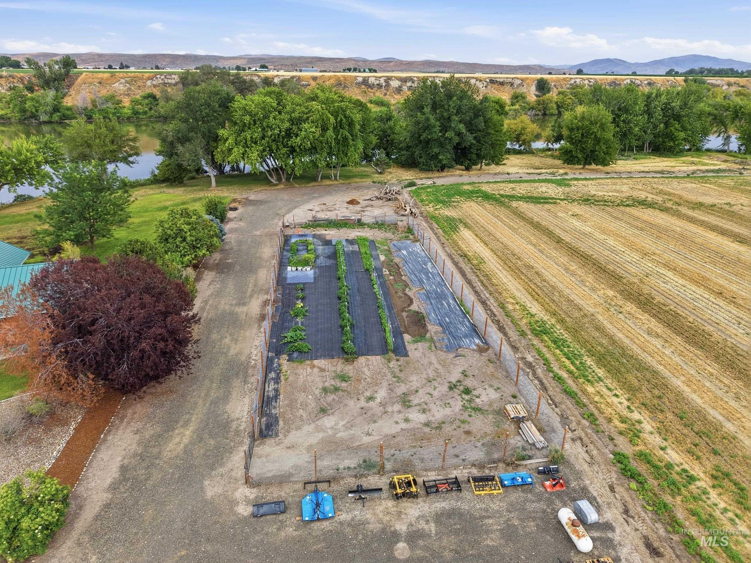 339 Airport Rd, Weiser, Idaho 83672, 3 Bedrooms, 2 Bathrooms, Residential For Sale, Price $1,050,000, 98993234